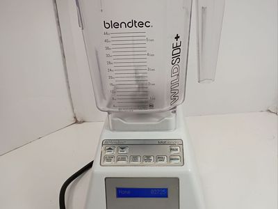 Blendtec total blender white ES3 Wild Side Jar 44 Oz 1560 watts