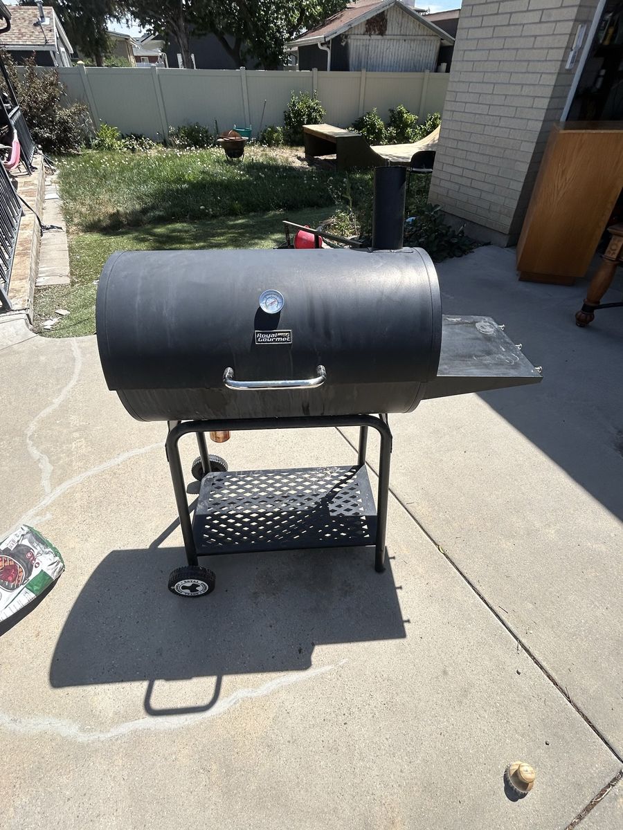 Royal Gourmet Charcoal Grill