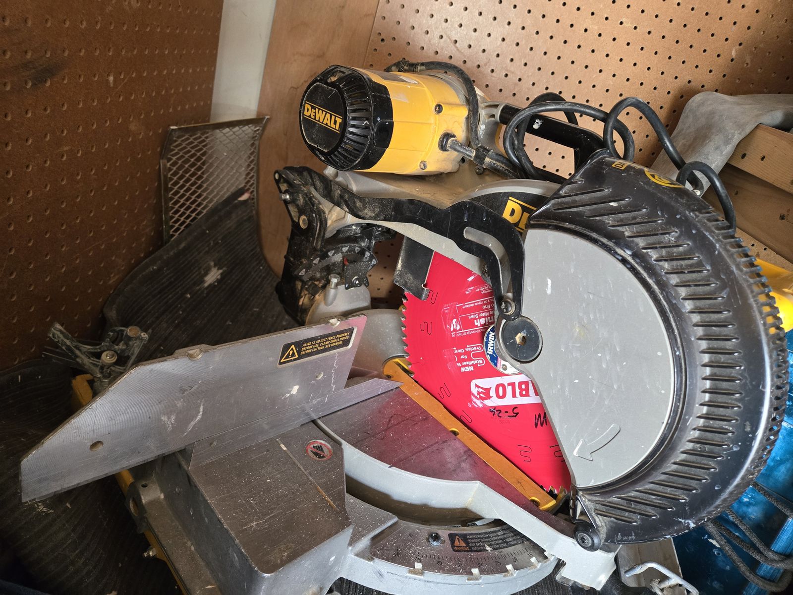 Dewalt Miter saw