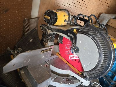 Dewalt Miter saw
