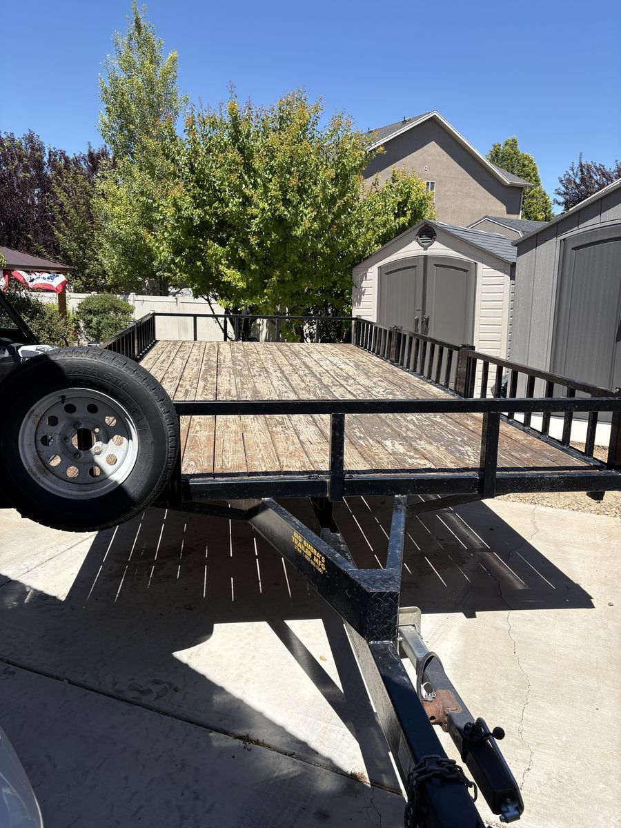 2020 Big Bubbas 18'X8' Deck-Over Trailer