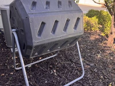 Tumbling Composter