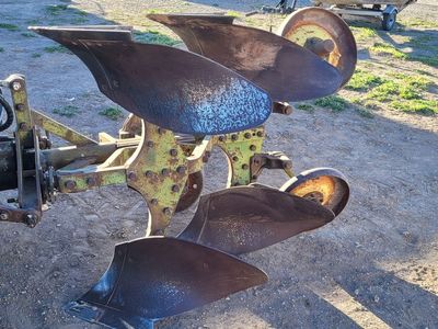 2 bottom plow