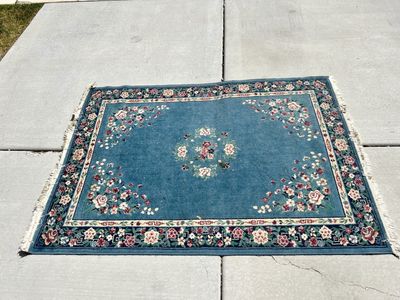 Oriental Area Rug - Moroccan Design - 5'5" x 7'7"
