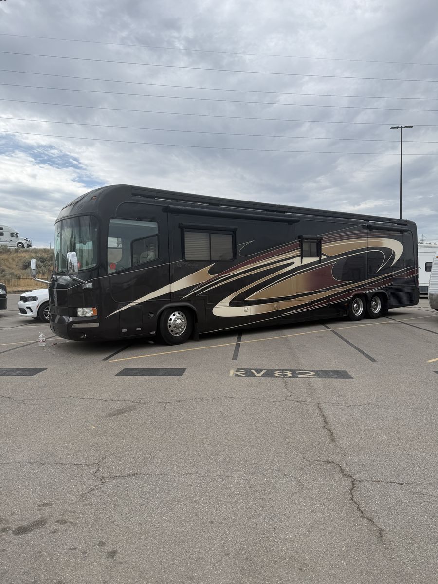 2008 Monaco The Executive Class A Motorhome - Diesel, 65,000 Miles