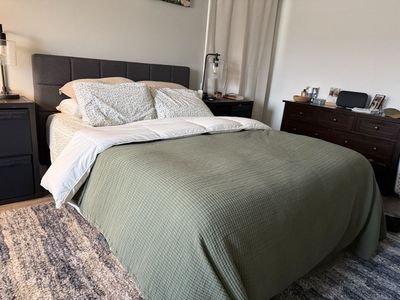 Costco Queen Size Upholstered Platform Bed Frame with Headboard - Gray Fabric, Modern Design