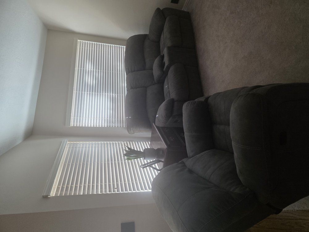 Main image 3