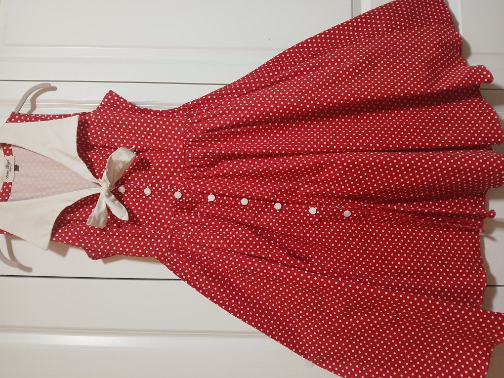Vintage-Style Red Polka Dot A-Line Dress with Bow