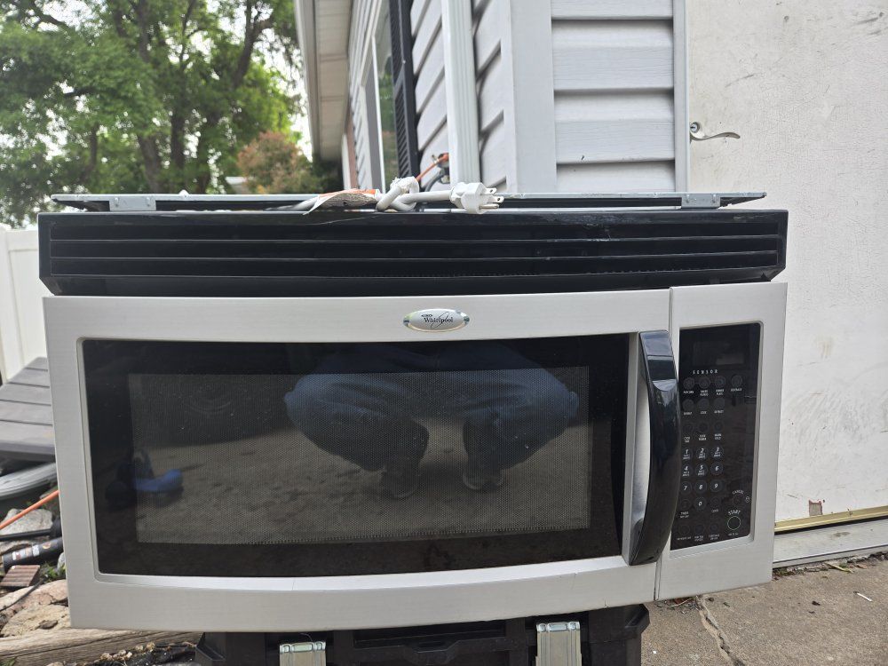 Whirlpool Microwave over-range