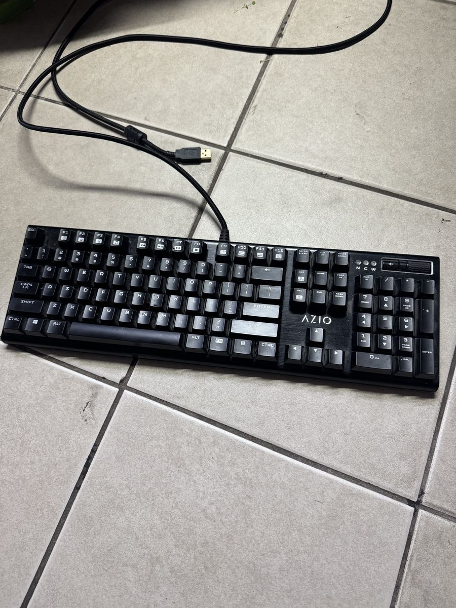 AZIO Black Full-Size USB Wired Keyboard with Numeric Keypad