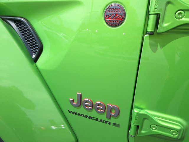 Main image 3