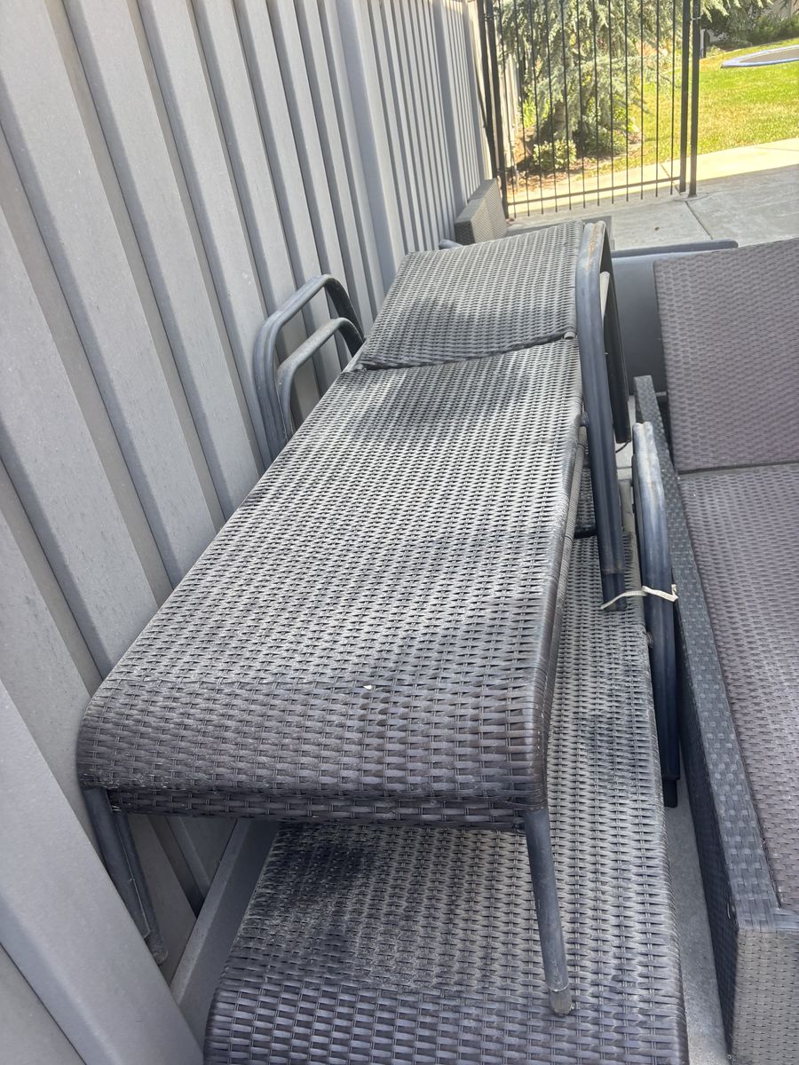Lounge chair