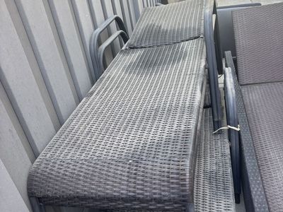 Lounge chair