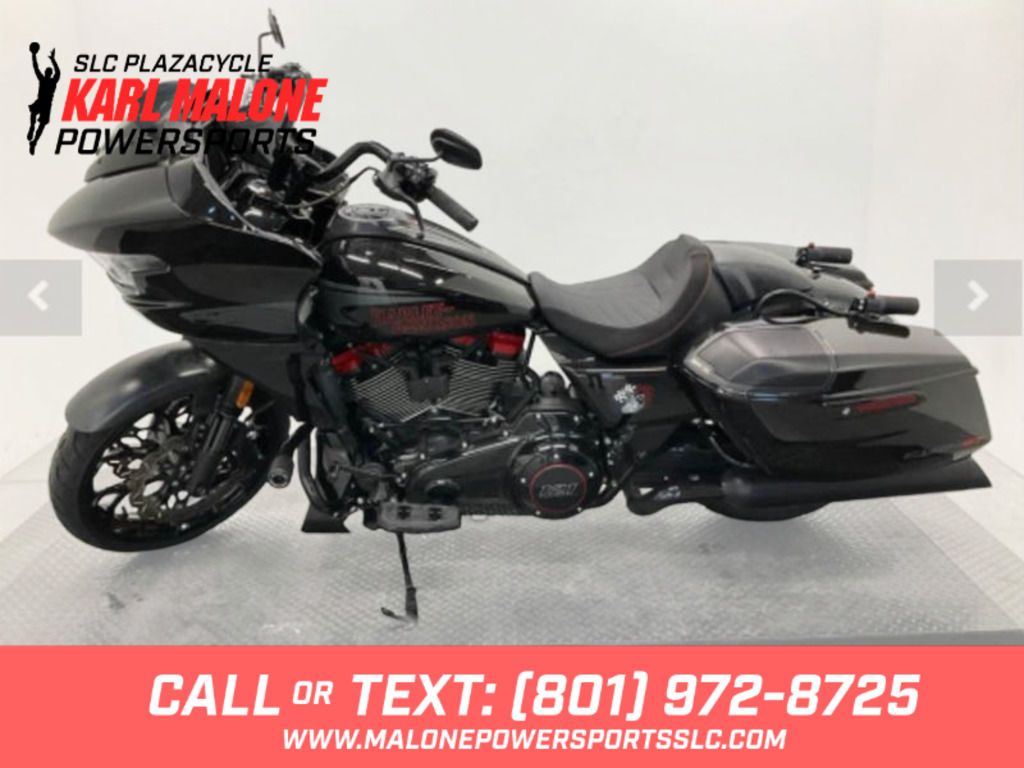 2024 Harley-Davidson® CVO Road Glide ST Raven Met