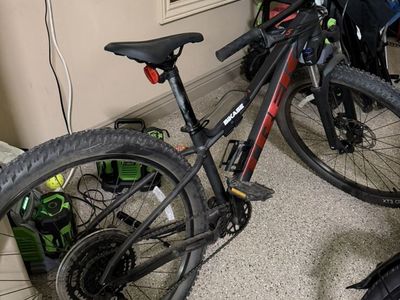 Trek Marlin hardtail mountain bile excellent condi