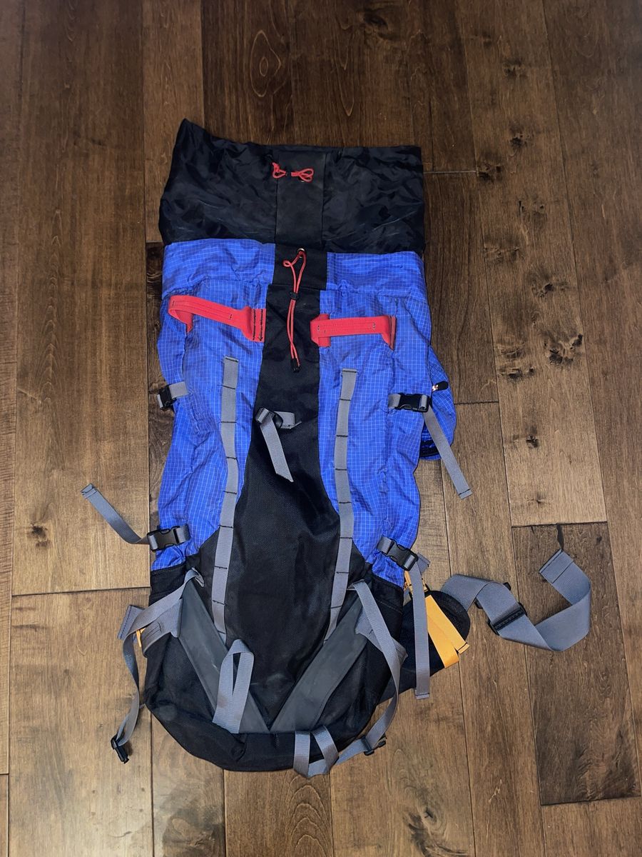 New! Marmot 46 Liter Scree Hiking Backpack