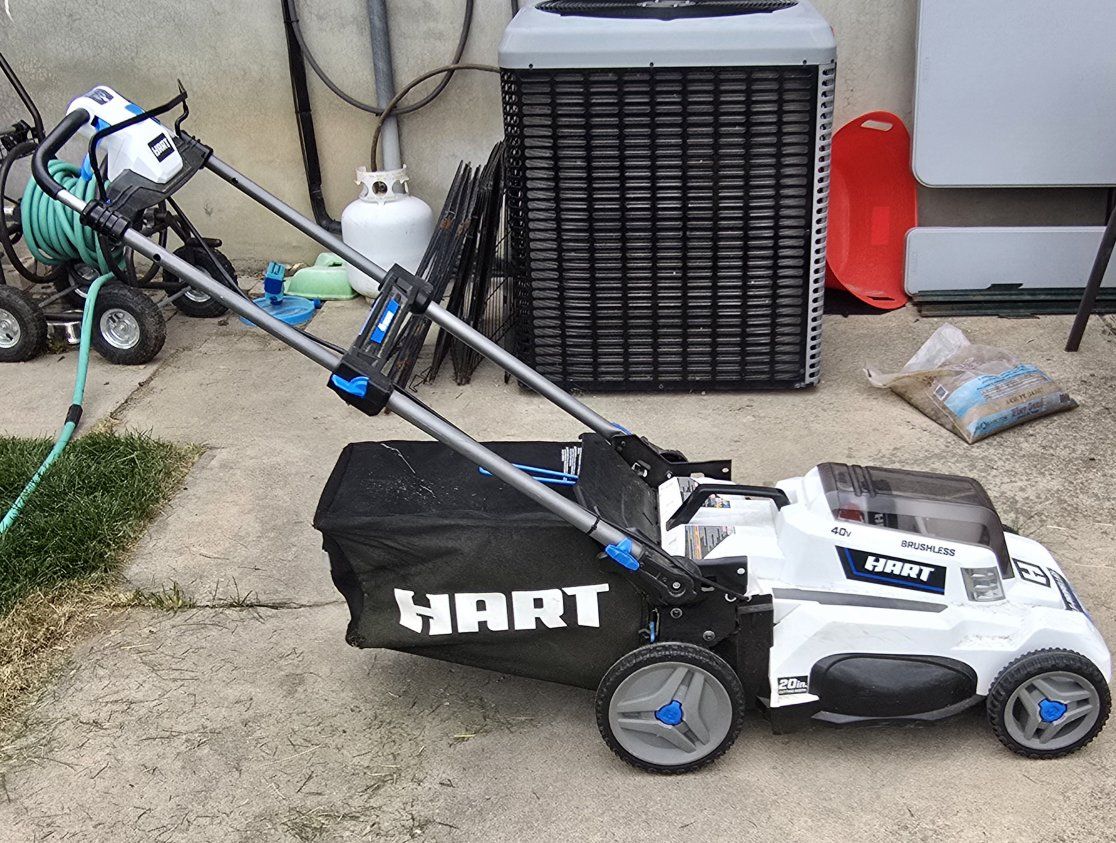 HART 40V Brushless Self-Propelled 2-in-1 Mower with 4.0 Ah Battery & Charger
