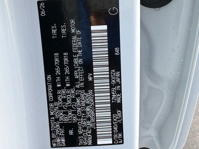 Main image 33