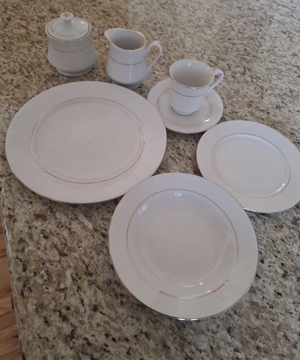 Farberware China Simplicity Gold with Gold Trim.  Service for 8.  42 Total Pieces.