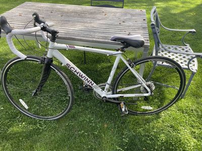 Schwinn Phocus 1600 Road Bike