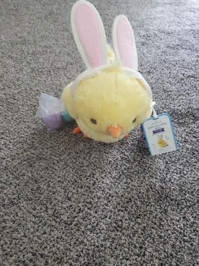 New Hallmark Easter Interactive Stuffed Animal Egg Laying Chick Plush