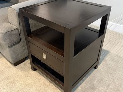 Mission Style End Table / Chairside Accent Table with Drawer