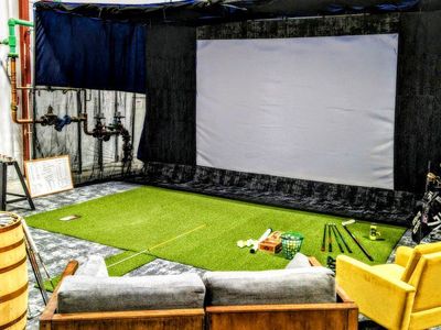 Golf Sim Enclosure 20'x10'x10'