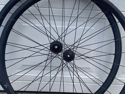 Swiss Side 622×22TC Performance Wheelset – Lightweight Road/Gravel Upgrade