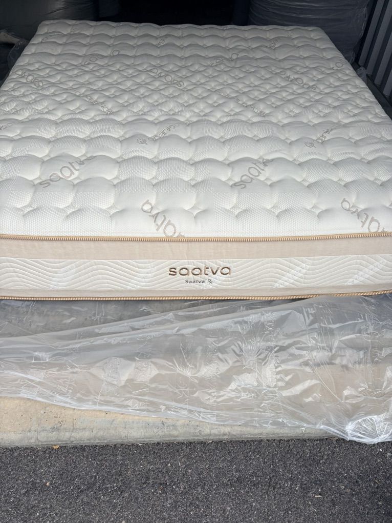 Saatva Rx California King Mattress