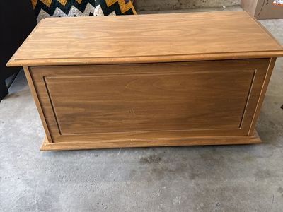 Wooden Storage Toy Box Chest/Trunk - Light Wood Finish, Cedar-like