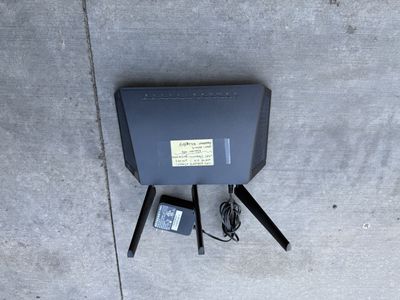 NETGEAR Nighthawk R700 AC1900 Dual Band Wi-Fi Gigabit Router