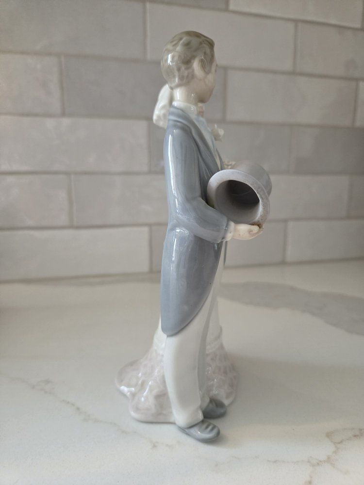 Main image 2