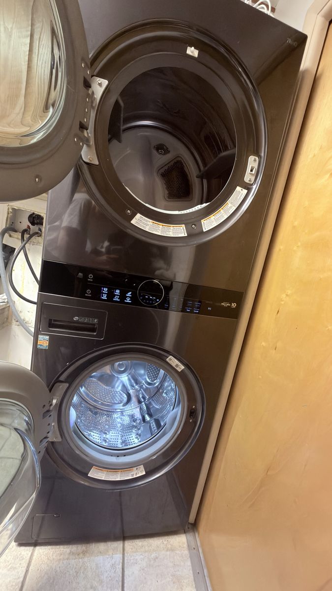 LG WashTower Washer + Gas Dryer - $1,300 OBO