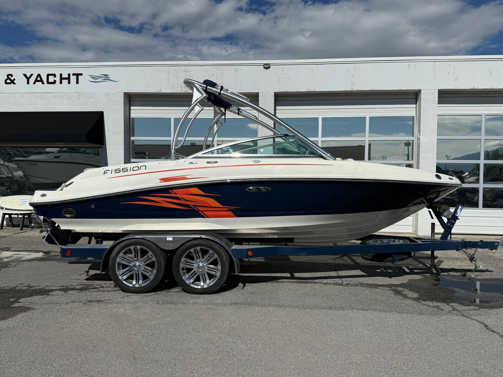 2011 21' Sea Ray 210 SLX Fission Bowrider REDUCED