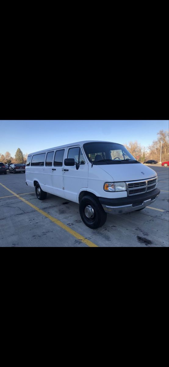 1996 Dodge Ram Van 3500 Maxi