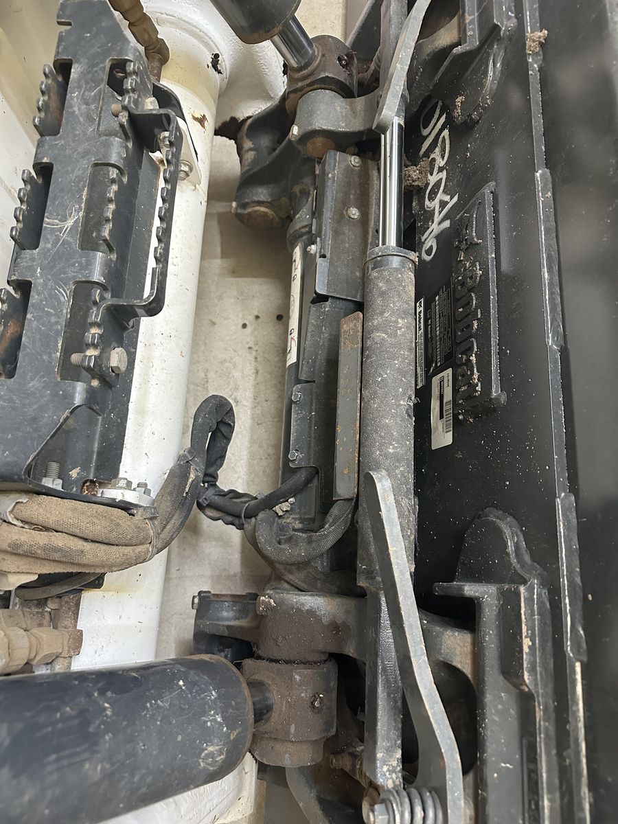 Main image 12