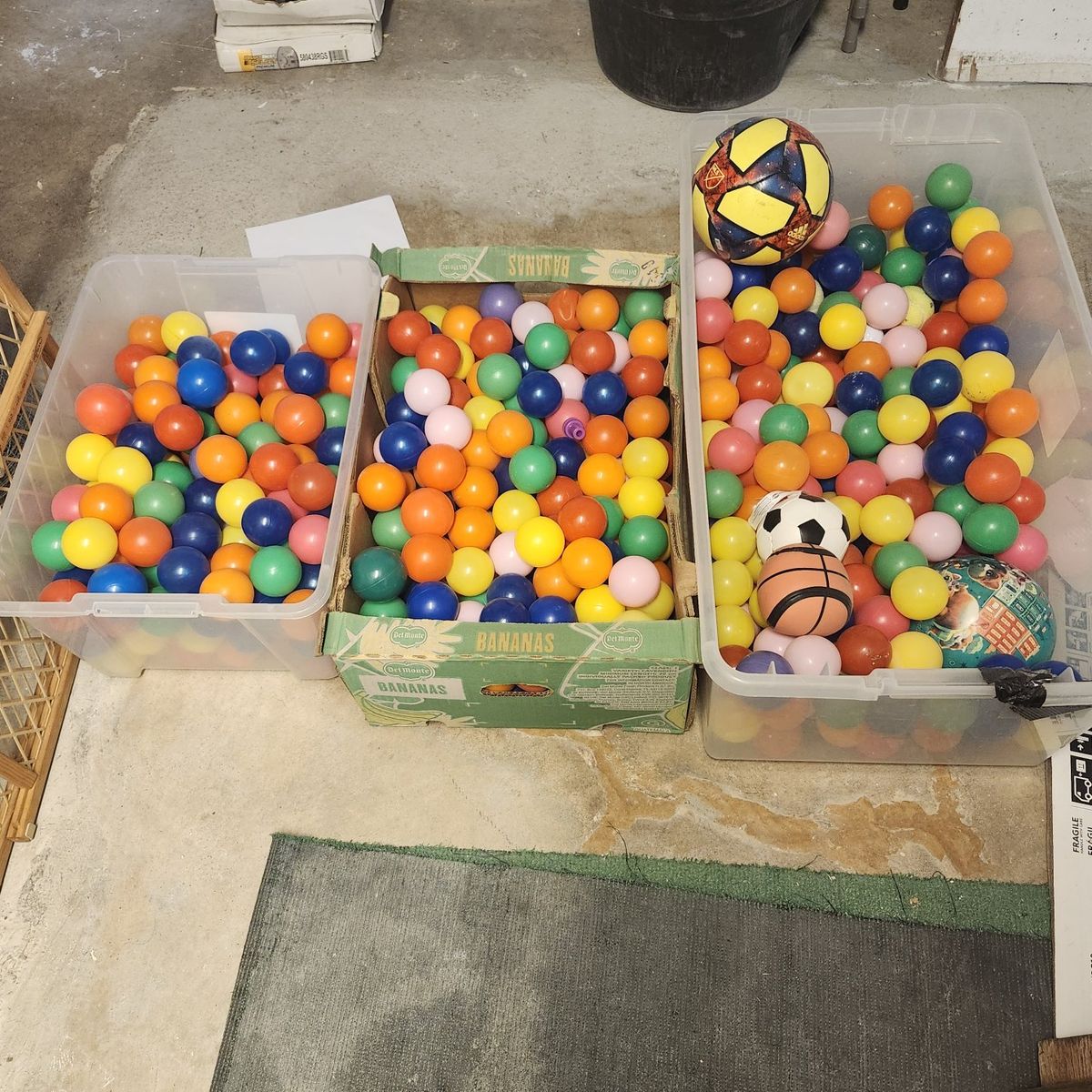 ball pit balls