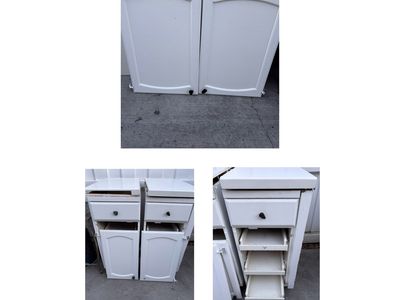 Great set of garage/shed cabinets tons of storage