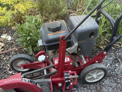 Southland Gasoline-Powered Lawn Edger