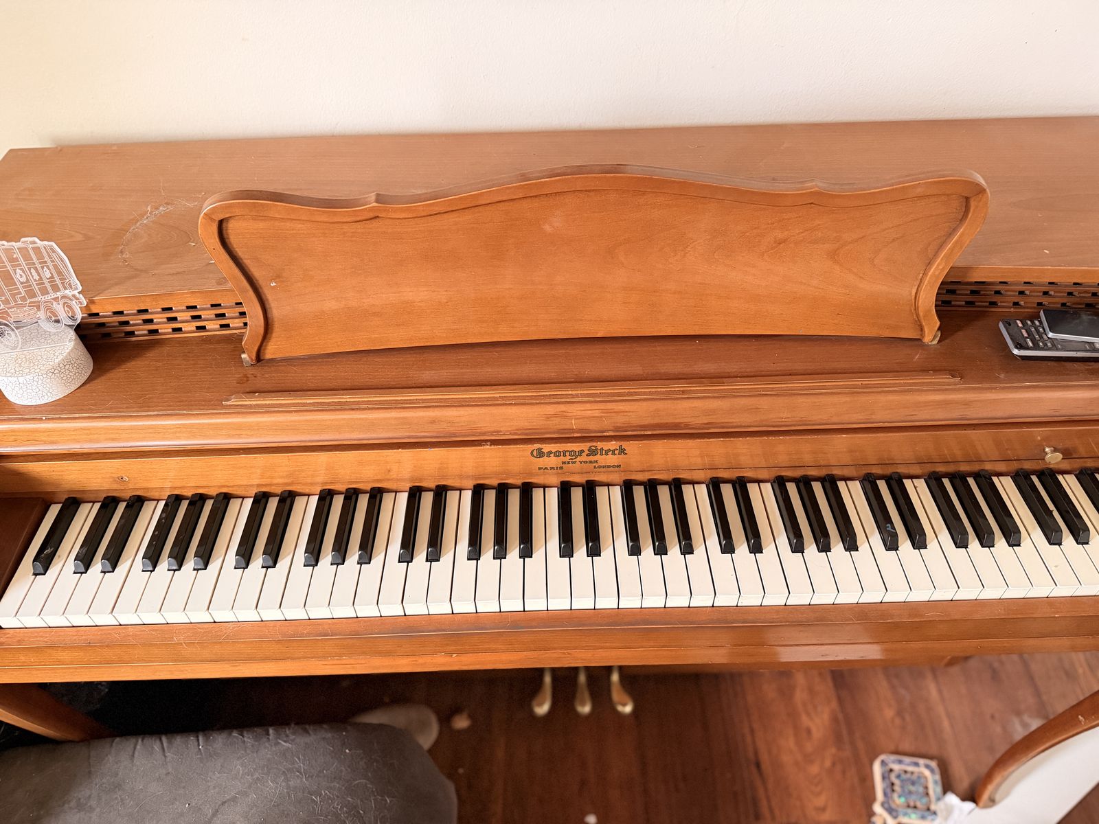 Beautiful 1964 George Steck Upright Piano – Excellent Condition, Made in USA