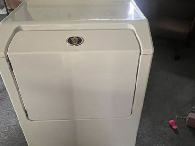 Washer + gas Dryer