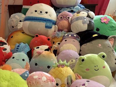 Lots of squishmellows