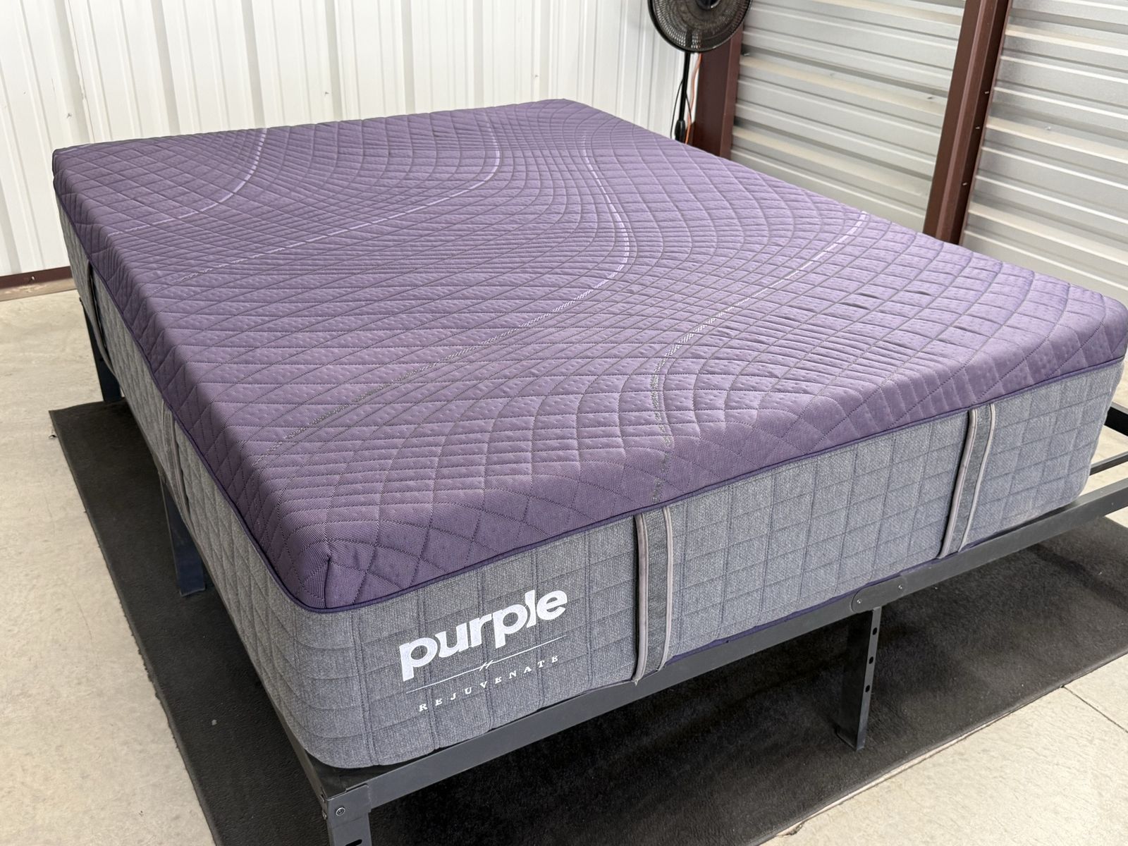 Queen size Purple Rejuvenate hybrid mattress