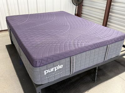 Queen size Purple Rejuvenate hybrid mattress