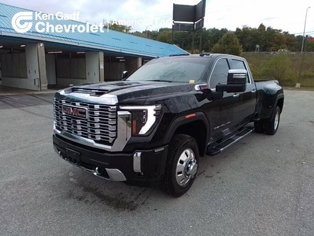 2025 GMC Sierra 3500HD Denali