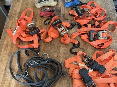Ratchet straps