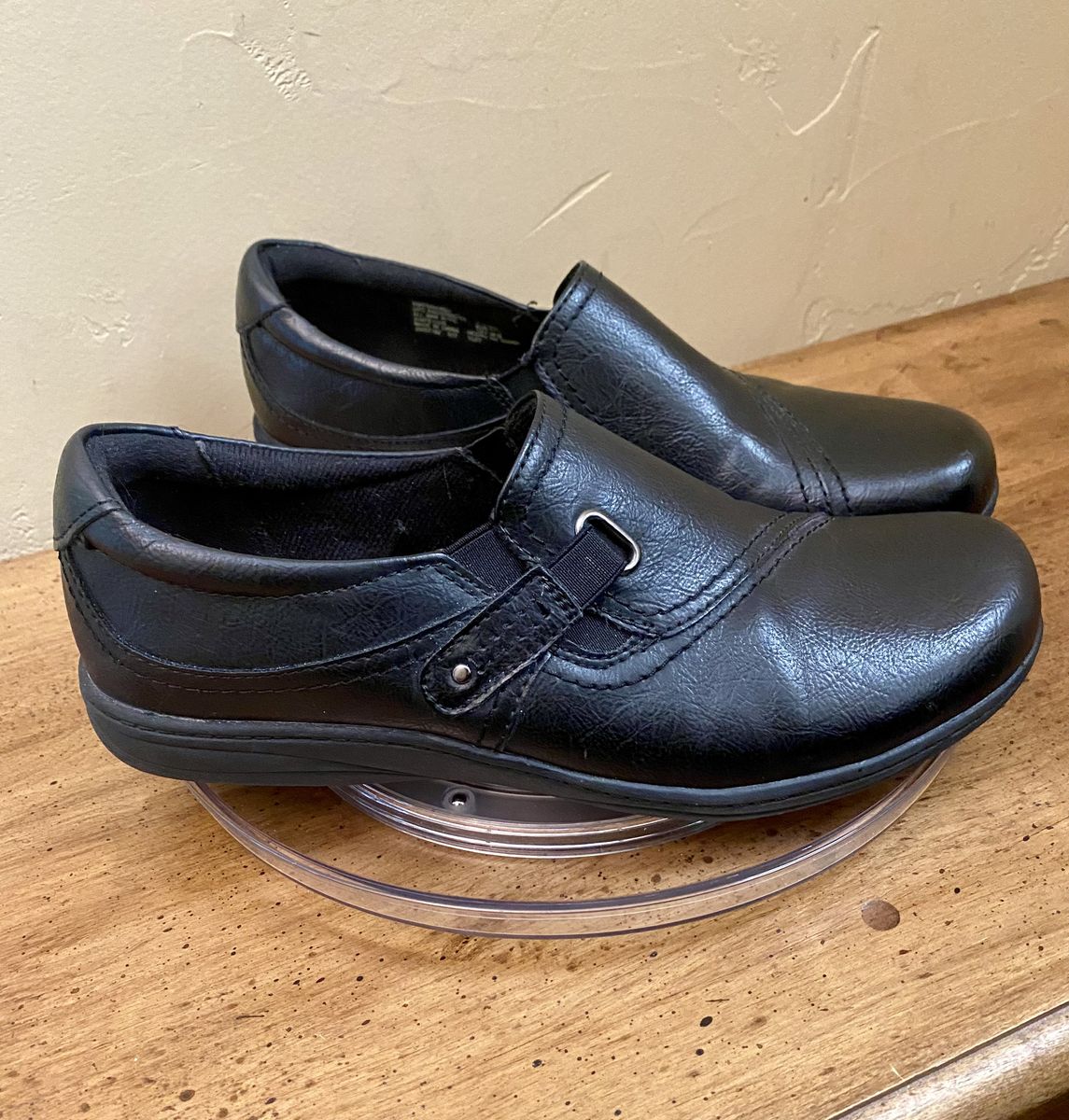 Earth Spirit Origins Black Faux Leather Slip-On Comfort Shoes Women's Size 9.5 - C PIX