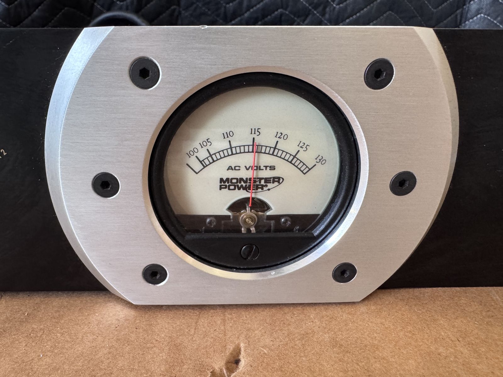 Monster Power HTS 5000 MKII Home Theater Reference PowerCenter