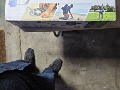 Metal detector new in unopened box