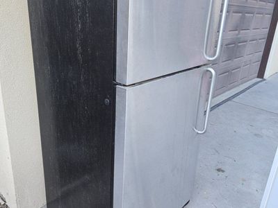 Frigidaire Gallery Professional Series Top Freezer Refrigerator Stainless Steel
